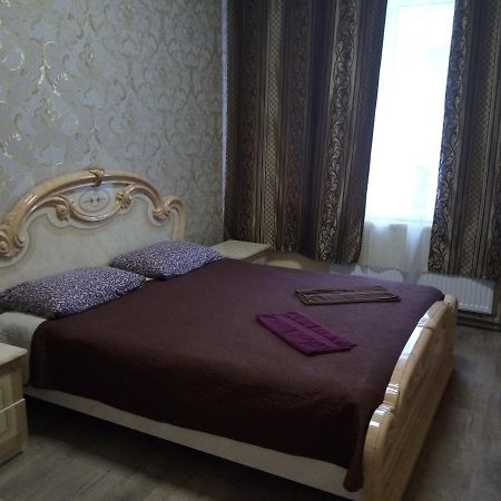 אוזהורוד Hotel As 1 מראה חיצוני תמונה