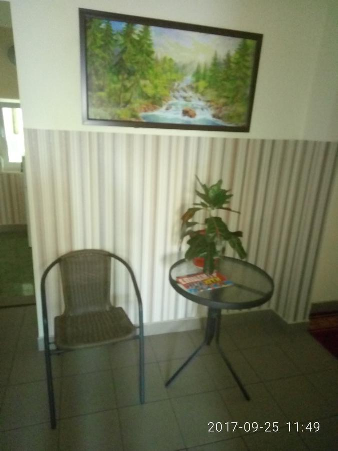 אוזהורוד Hotel As 1 מראה חיצוני תמונה