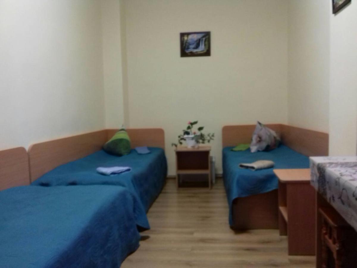 אוזהורוד Hotel As 1 מראה חיצוני תמונה